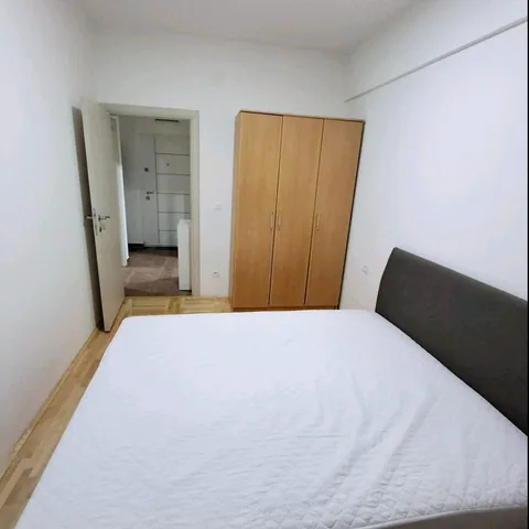 Izdaje se lijepo namješten jednosoban ispod Brda Ljubovic - slika 3